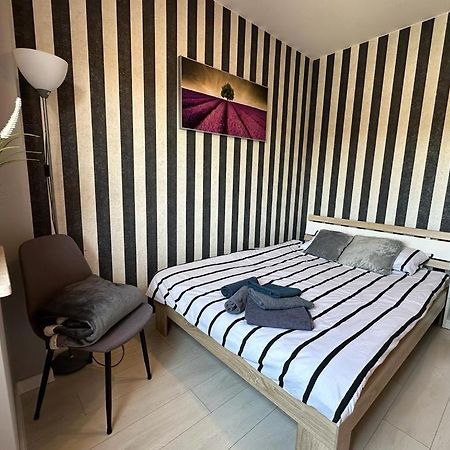 Premium Centrum 900M Targi Kielce 4 Km Exterior foto