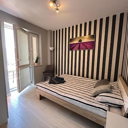 Premium Centrum 900M Targi Kielce 4 Km Exterior foto